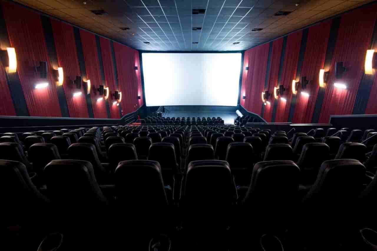 Precisando de emprego? Cinemark de Campo Grande abre vaga de atendente