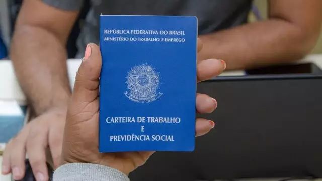 Moradores da Vila Nasser recebem atendimento da Funsat Itinerante na sexta