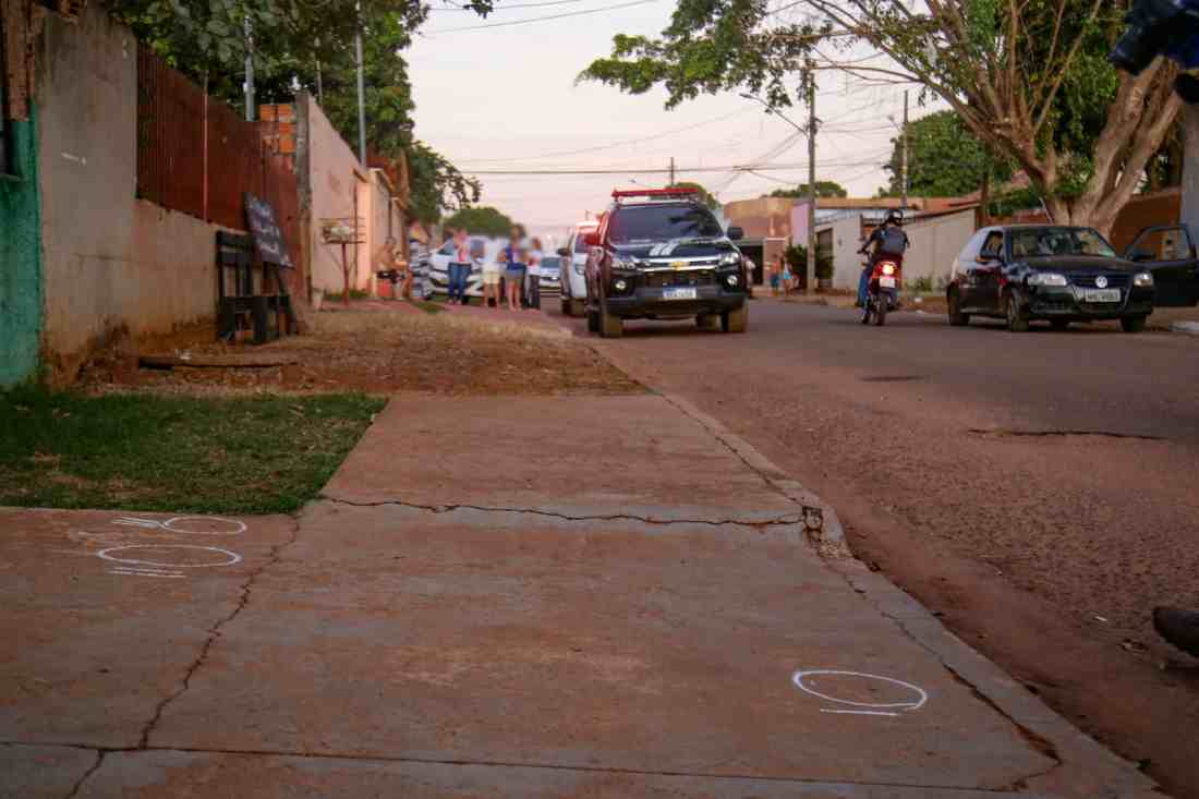 Jardineiro é esfaqueado no abdômen após ter sido visto discutindo com homem no Tarumã