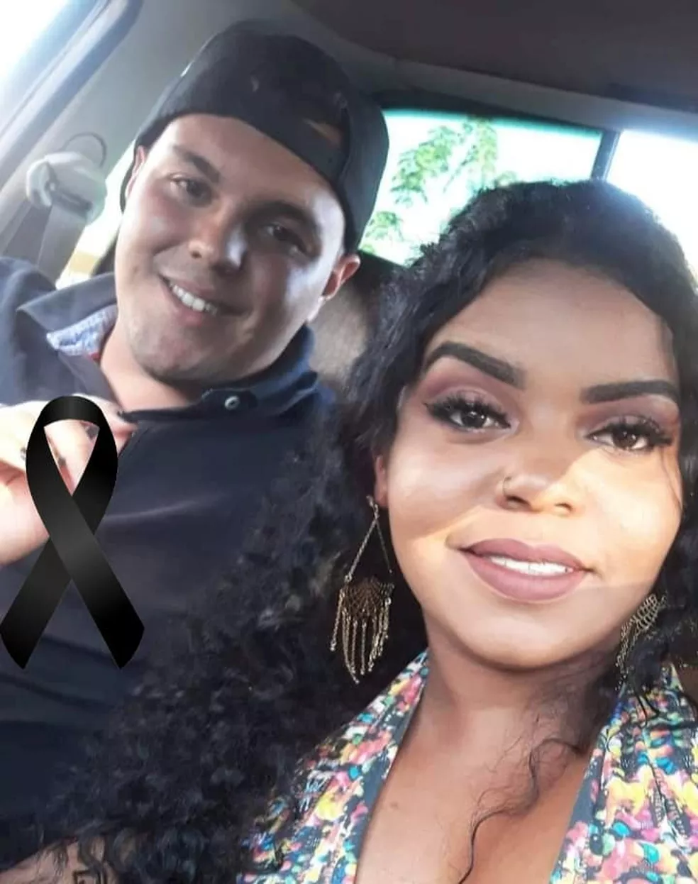 Casal morre após moto bater de frente com carreta carregada de soja na BR-376