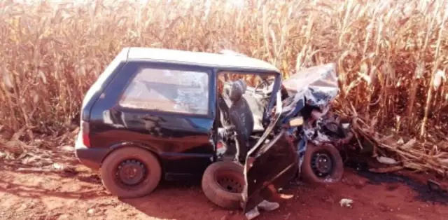 Poeira de estrada atrapalha e 4 ficam feridos após colisão; duas em estado grave