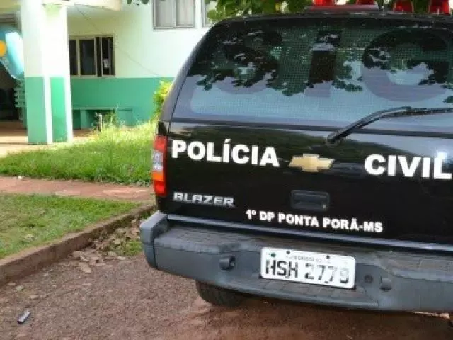 Corpo de homem assassinado a tiros é encontrado embaixo de árvore em MS